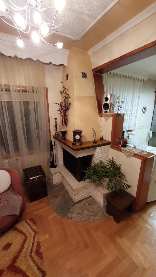 Το Σπιτικό Της Μαρίας Apartamento Maniákoi Exterior foto